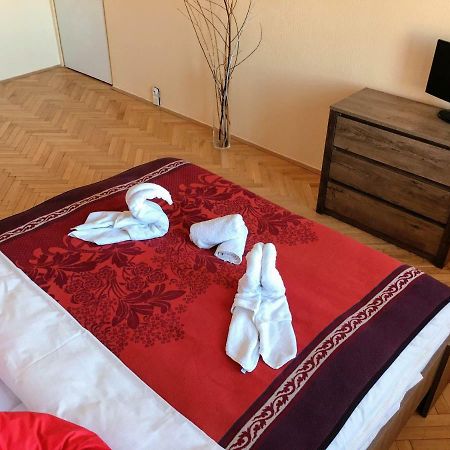 Apartman Elizabeth Cheb Bagian luar foto