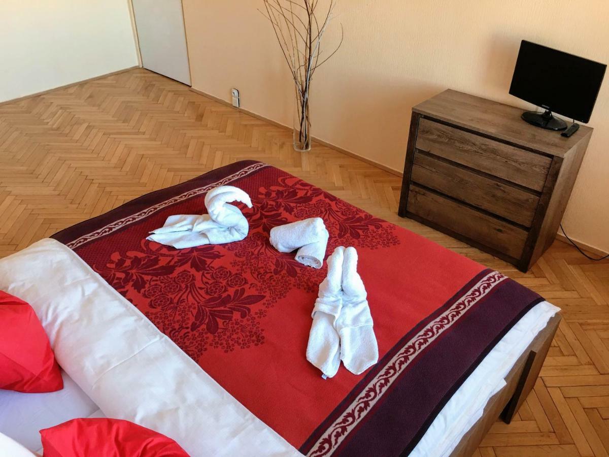 Apartman Elizabeth Cheb Bagian luar foto